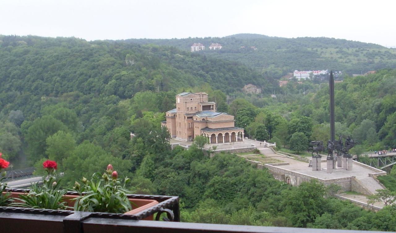 Meridian Hotel Bolyarski Veliko Tarnovo Exterior photo